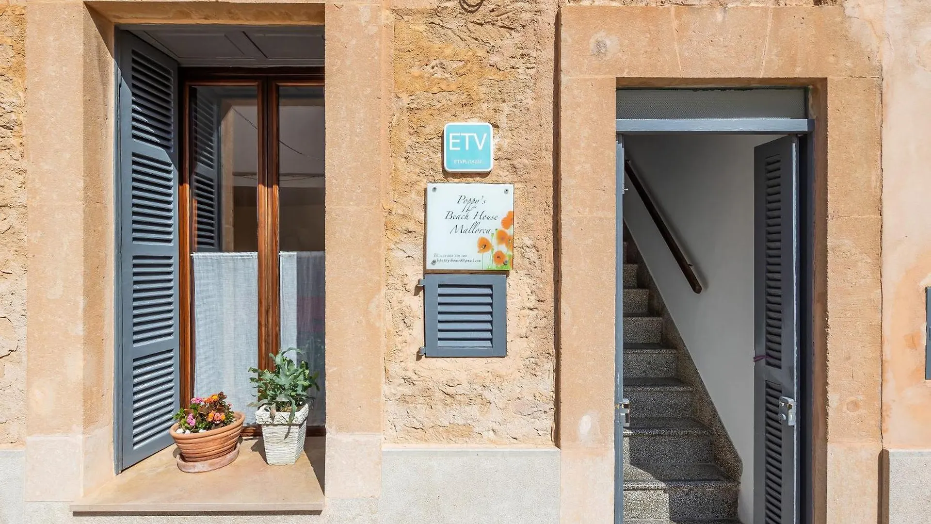 Poppy'S Beach House Colonia de Sant Jordi Spain